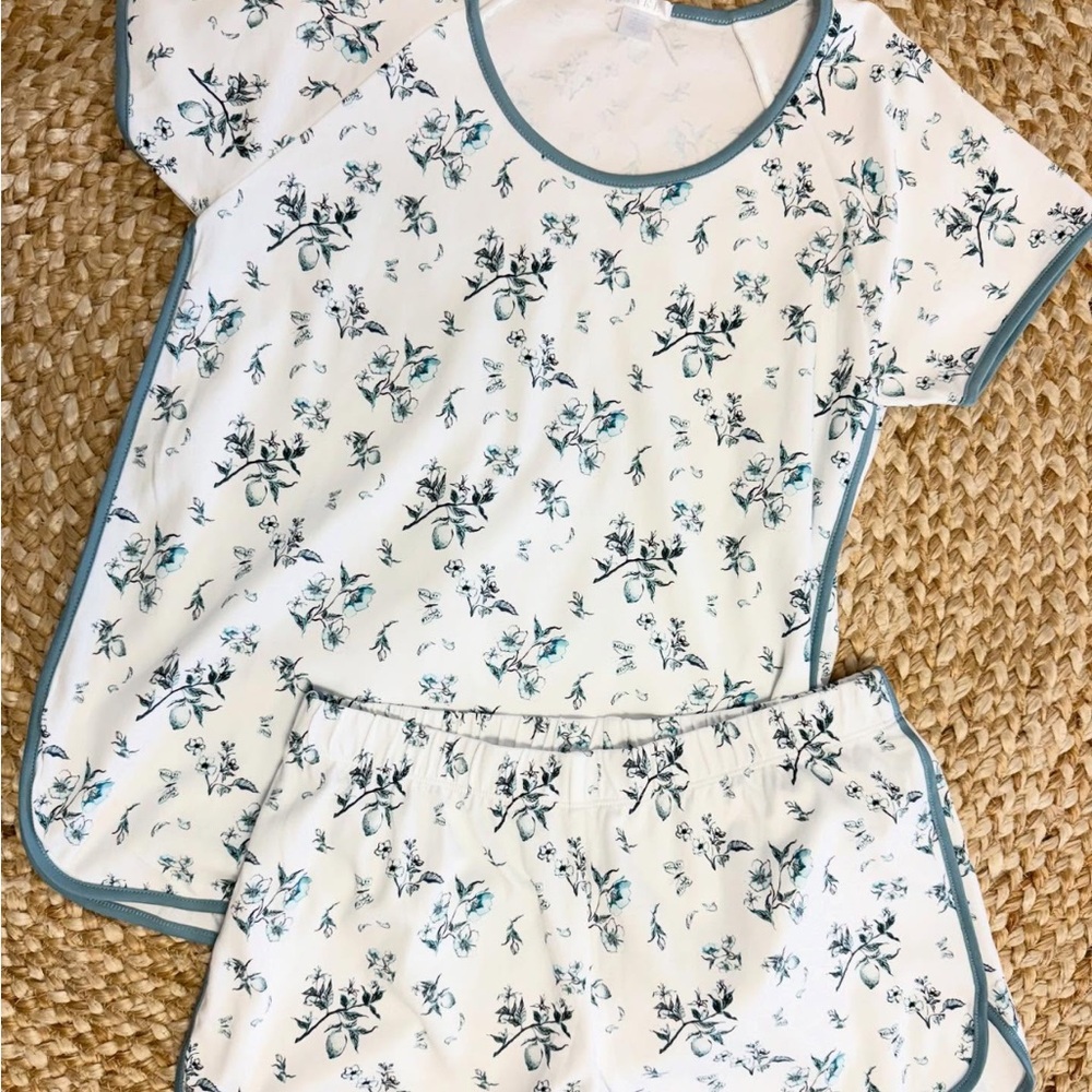 LAKE pajamas flower set